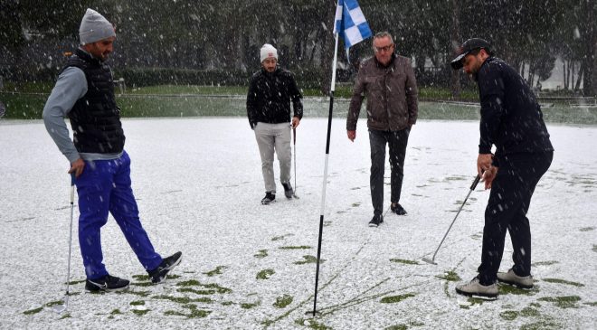 80 bin Euroluk golf turnuvası 1 günlük kar engelinden sonra…