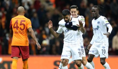 Aslan’ın kabusu bitmiyor! Galatasaray, taraftarı önünde Kasımpaşa’ya 3-1 mağlup oldu