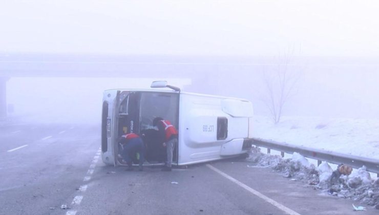 Çatalca’da polisleri taşıyan servis minibüsü devrildi: ‘2’si ağır 10 yaralı