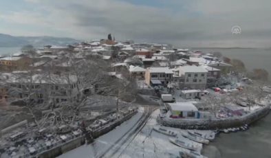 (Drone) Karla kaplı "Küçük Venedik" ziyaretçilerini ağırlıyor