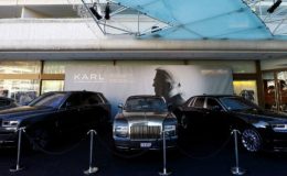 ‘Hayat kısa’ diyenler pandemide kesenin ağzını açtı: Rolls-Royce tarihi satış rekoru kırdı