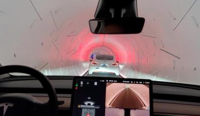 Elon Musk trafiğe çözüm için geliştirmişti! Trafikte kaldılar