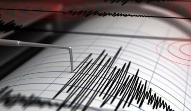 Endonezya’da 6 büyüklüğünde deprem