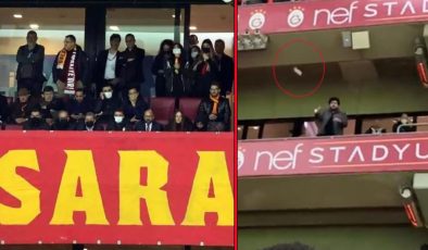 Galatasaray’ın stadı karıştı! Burak Elmas’ın locasını taraftar ablukaya aldı, polis tribüne girdi