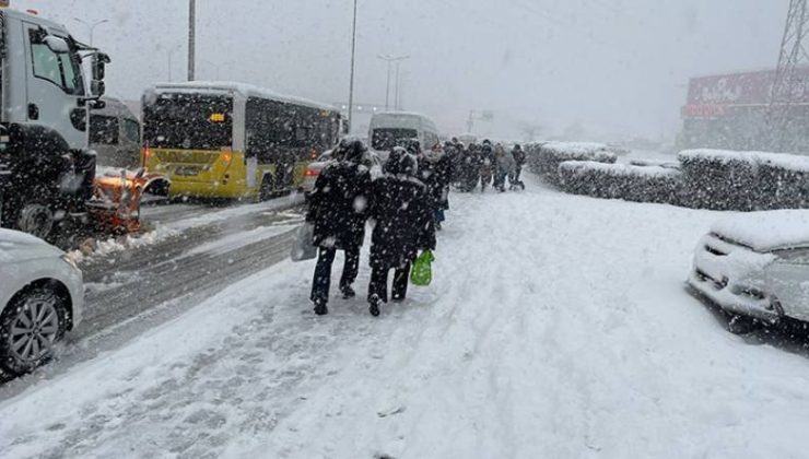 İstanbul'da Kar Yağışı Sebebiyle Kamu Çalışanlarına İzin