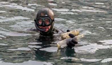 İstanbul’da deniz dibindeki atıklar temizleniyor