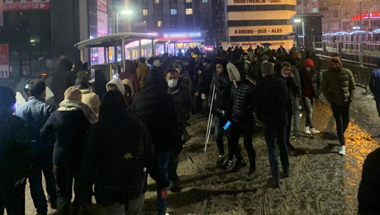 İstanbul’da Marmaray seferleri sabaha kadar ücretsiz devam edecek