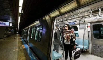 İstanbul’da metro seferleri bugün de saat 02.00’ye kadar uzatıldı