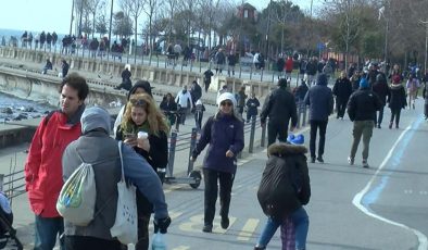 Kadıköy’de pazar hareketliliği