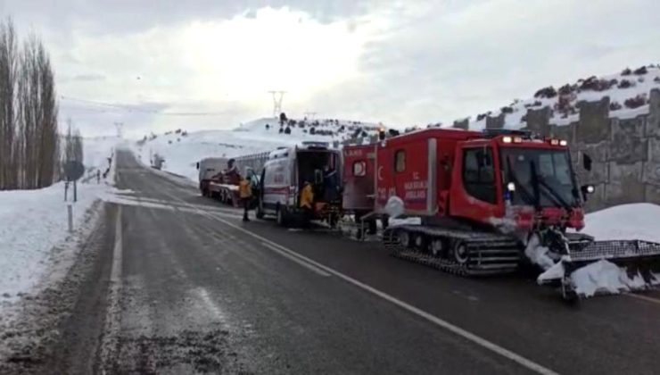 Karlı bölgedeki kalp hastasına paletli ambulans ile ulaşıldı