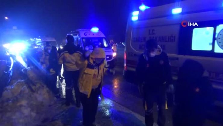 Tırla çarpışan yolcu otobüsü şarampole devrildi: 3’ü ağır 28 yaralı