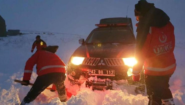 UMKE’nin karla zorlu mücadelesi: 6 saat sonra hastaneye ulaştı