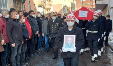 Vefat eden Kore gazisi törenle son yolculuğuna uğurlandı