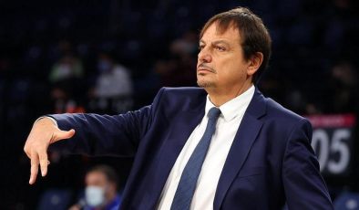 Ergin Ataman: Alexey Shvedin üzerinde baskı kurmalıyız