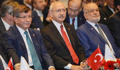 Millet İttifakı’ndaki oturma düzeni polemiğine Davutoğlu çok sert çıktı: Müsamere oynamıyoruz